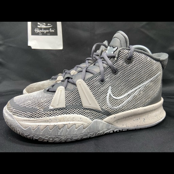 Nike Other - Nike Kyrie 7 SE "CHIP" Light Smoke Grey White DB5624-011] Sz 5.5Y/ Women Sz 7